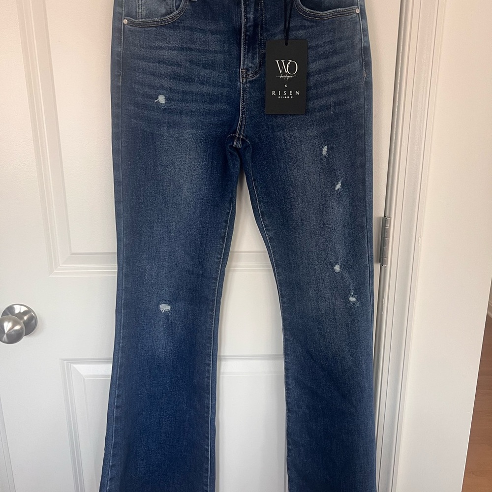 Wild Oak Boutique Risen Dark Blue Distressed Stretch Flare Jeans. Size 7/28 NWT